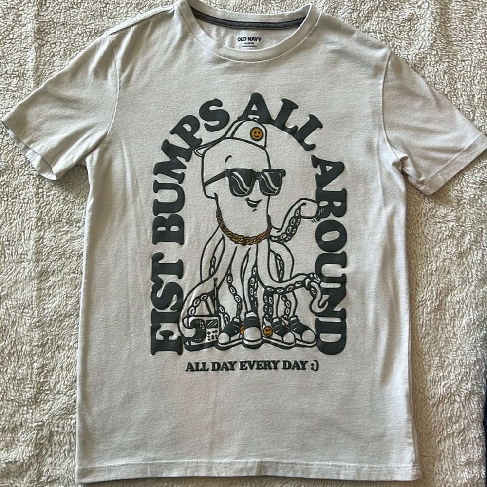 OLD NAVY Graphic Short Sleeve T-Shirt, Youth XL (14/16)